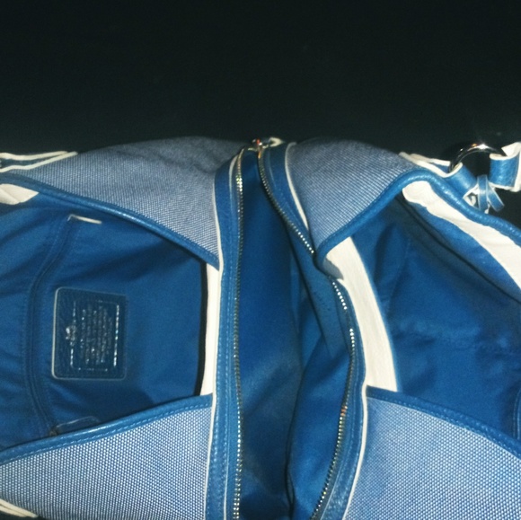 Coach Edie Horse and Carriage and Denim Handbag - Picture 5 of 8